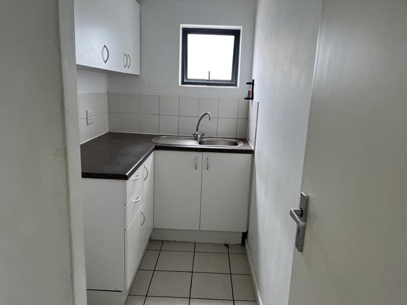 To Let commercial Property for Rent in Montague Gardens Western Cape